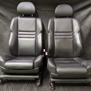 BMW E60 M5 Front Sport Seats Leather Heated Schwarz 52107898523
