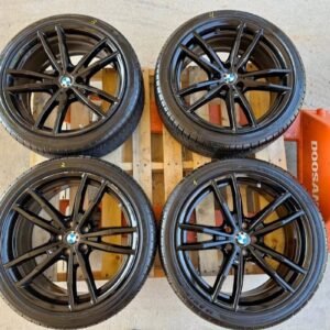 BMW M440i G22 OEM 19” M Sport Wheels