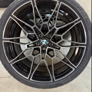 Alternative view of BMW 826M Wheels with Pirelli P Zero Tires